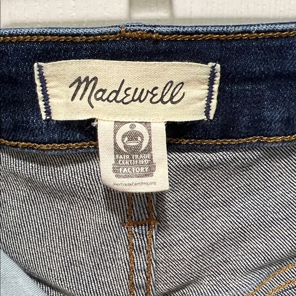 Madewell Curvy Kick Out Crop Jean Colleton Wash - Size 27 - Picture 8 of 11
